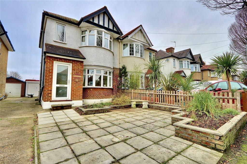 Burnham Avenue, Ickenham, UB10 3 bed house £550,000