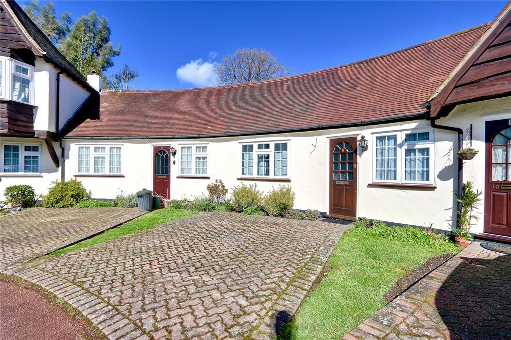 Ivy House Road, Ickenham, UB10 1 bed apartment £1,250 pcm (£288 pw)