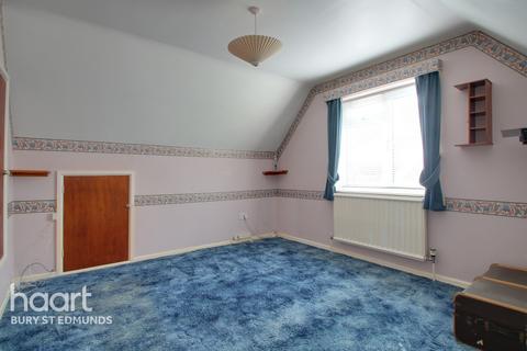 2 bedroom chalet for sale - Church Close, Stanton, Bury St Edmunds