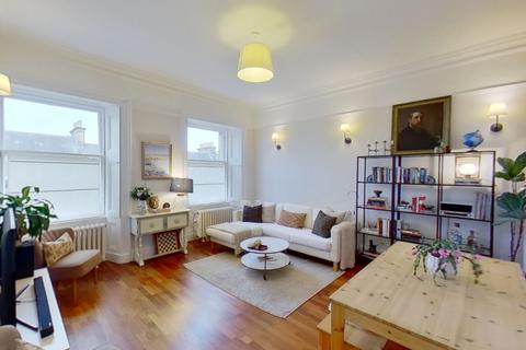 3 bedroom flat to rent, Drumsheugh Gardens, West End, Edinburgh, EH3