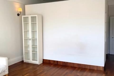 3 bedroom flat to rent, Drumsheugh Gardens, West End, Edinburgh, EH3