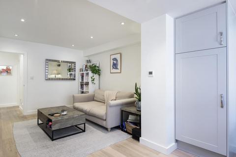 Flat 1, 38 Almeric Road, London, SW11 1HL