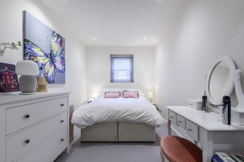 Flat 1, 38 Almeric Road, London, SW11 1HL