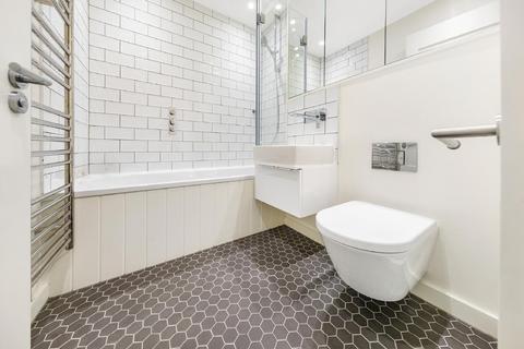 Flat 1, 38 Almeric Road, London, SW11 1HL