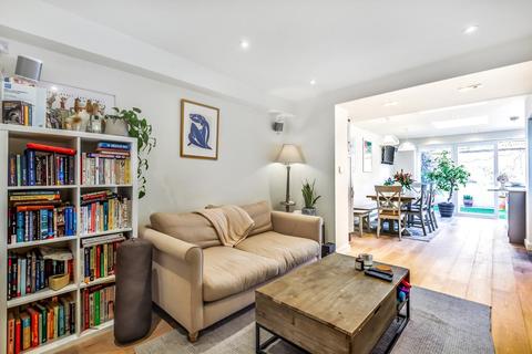 Flat 1, 38 Almeric Road, London, SW11 1HL