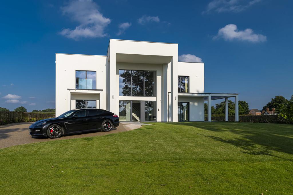 Octagon Park, Church Field, Little Plumstead, NR13 5 bed detached house