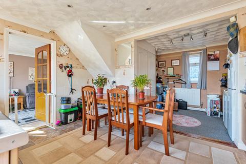 6 Carnation Crescent, East Malling, West Malling, ME19 6HB