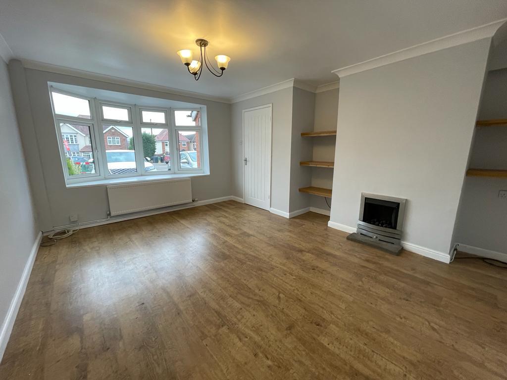 Comberford Road, Gillway, Tamworth, B79 3 bed semidetached house £