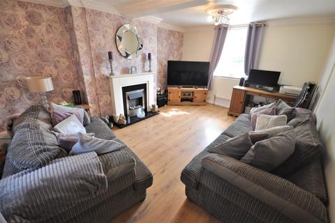 1 Small Grove, Stainforth, Doncaster, DN7 5RR