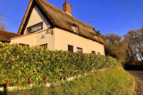 Hill Cottage Burstall Hill, Burstall, Ipswich, IP8 3ED