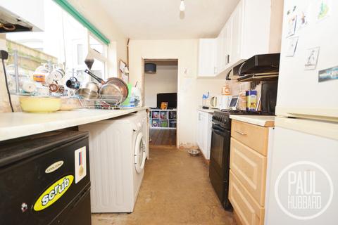 12 Beckham Road, Lowestoft, NR32 2BY
