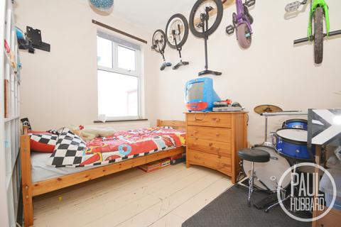 12 Beckham Road, Lowestoft, NR32 2BY