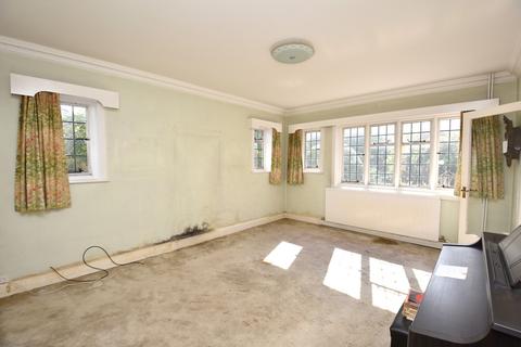 2 Manor Road, Ipswich, IP4 2UX