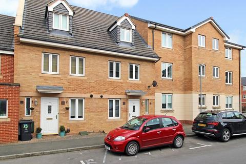 77 Padstow Road, Swindon, SN2 2ED