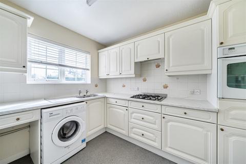 undefined, Kings Road, Horsham, RH13