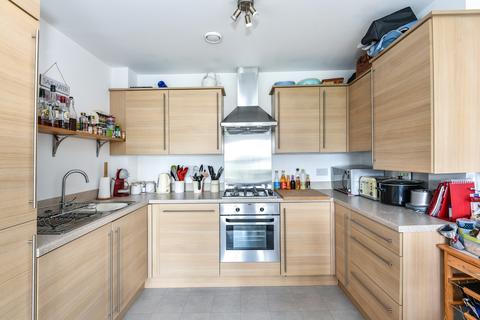 2 bedroom flat to rent - Worcester Close Anerley SE20