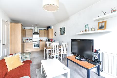 2 bedroom flat to rent - Worcester Close Anerley SE20