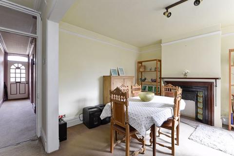 3 bedroom semi-detached house for sale - Victoria Road, Cranleigh