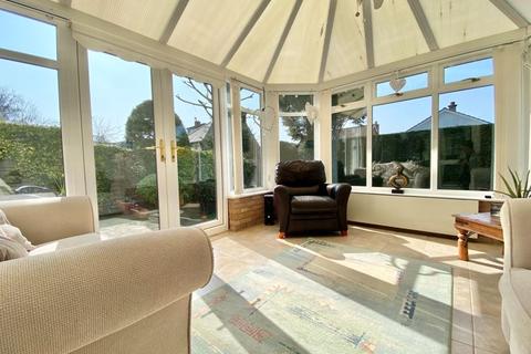 25 Gresley Close, Sutton Coldfield, B75 5HT