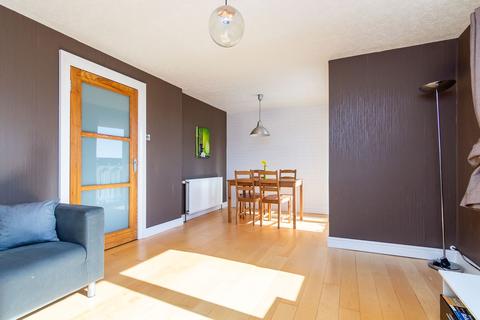 18/5 Captains Drive, Gracemount, Edinburgh, EH16 6QW