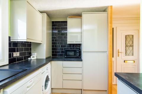 18/5 Captains Drive, Gracemount, Edinburgh, EH16 6QW