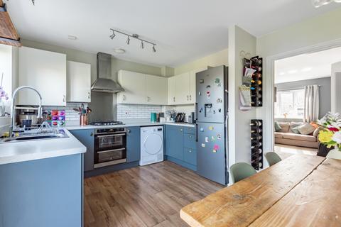 24 Cricketers Close, Royal Wootton Bassett, Swindon, SN4 8JD