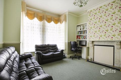 40 Gunton Road, London, E5 9JS