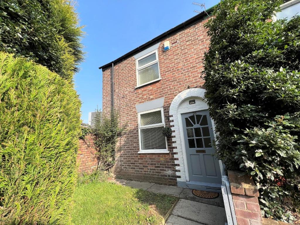 Davenfield Grove, Didsbury 2 bed end of terrace house £315,000