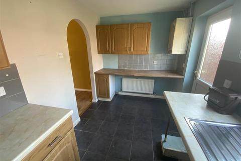 22 Clos Cilsaig, Dafen, Llanelli, SA14 8QU