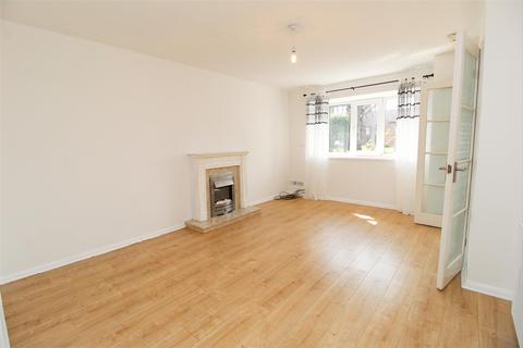 7 Challacombe, Furzton, Milton Keynes, MK4 1DP