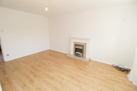7 Challacombe, Furzton, Milton Keynes, MK4 1DP