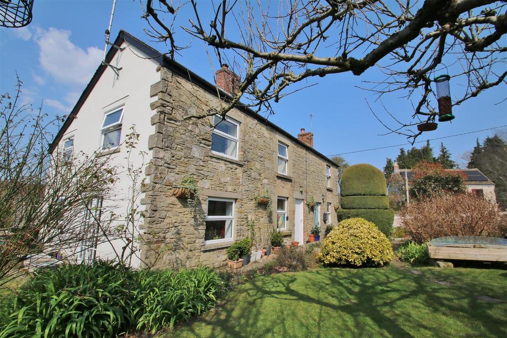 Oakwood Road, Bream, Lydney 5 bed detached house £450,000