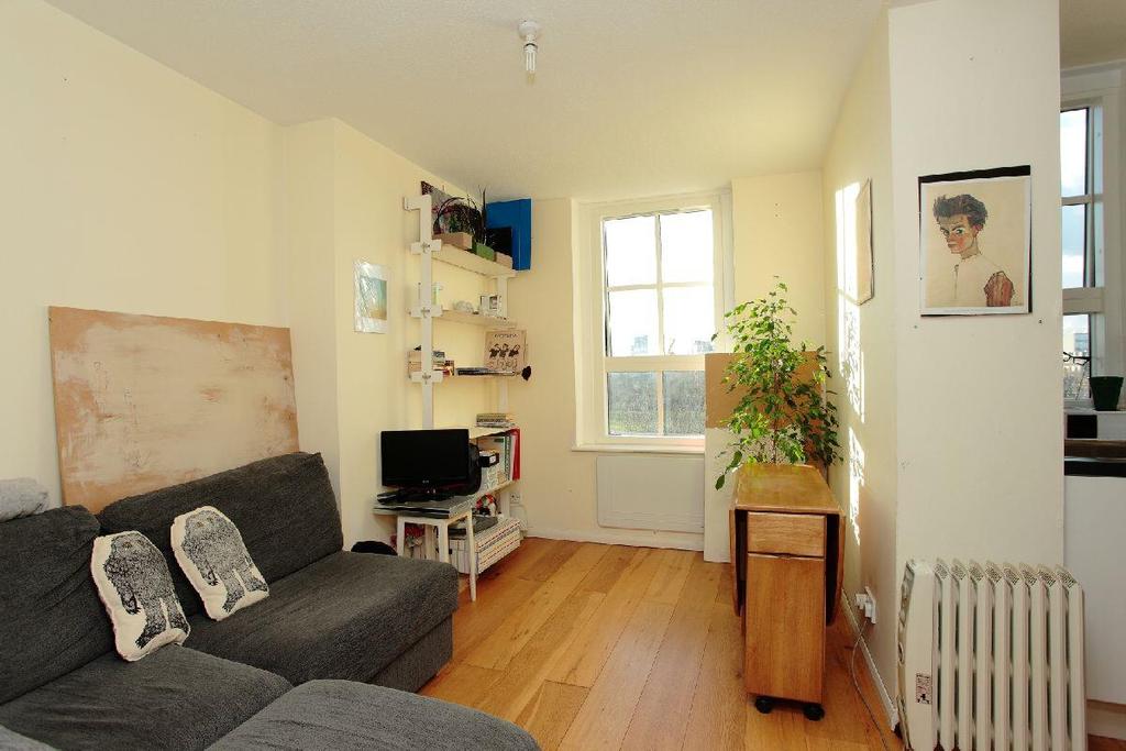 Wilmot Street, London, E2 1 bed flat £1,450 pcm (£335 pw)