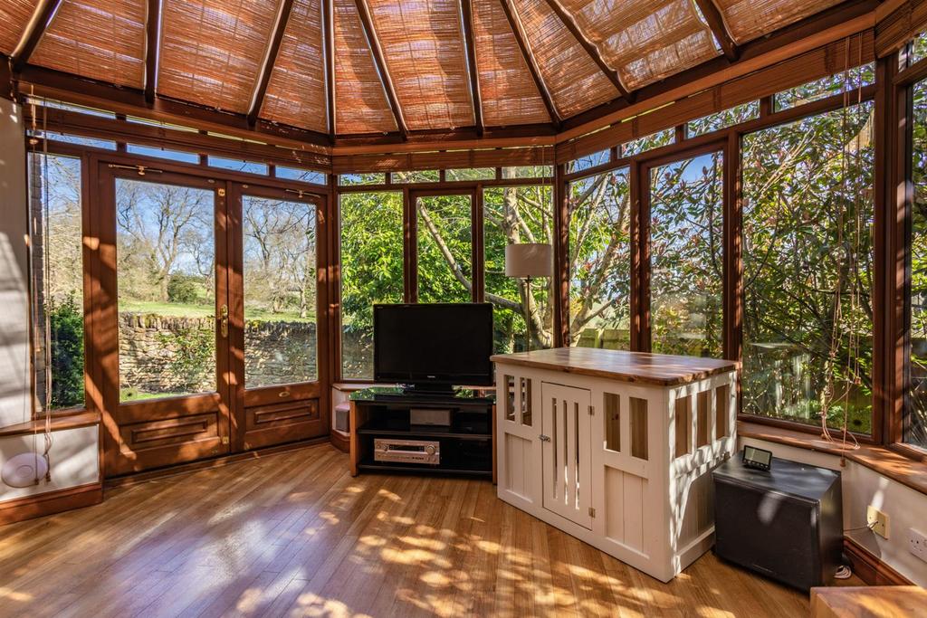 8490071-interior18.jpg