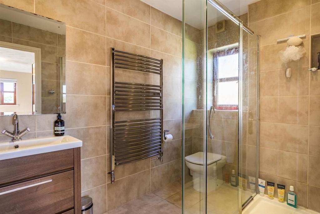 8490071-interior31.jpg
