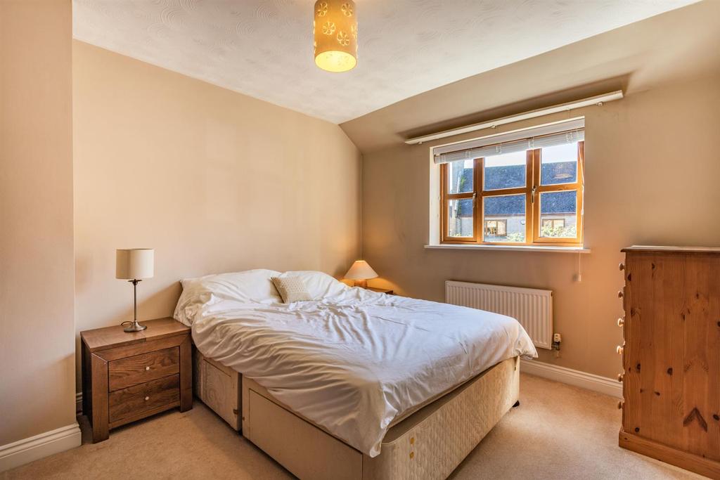 8490071-interior37.jpg