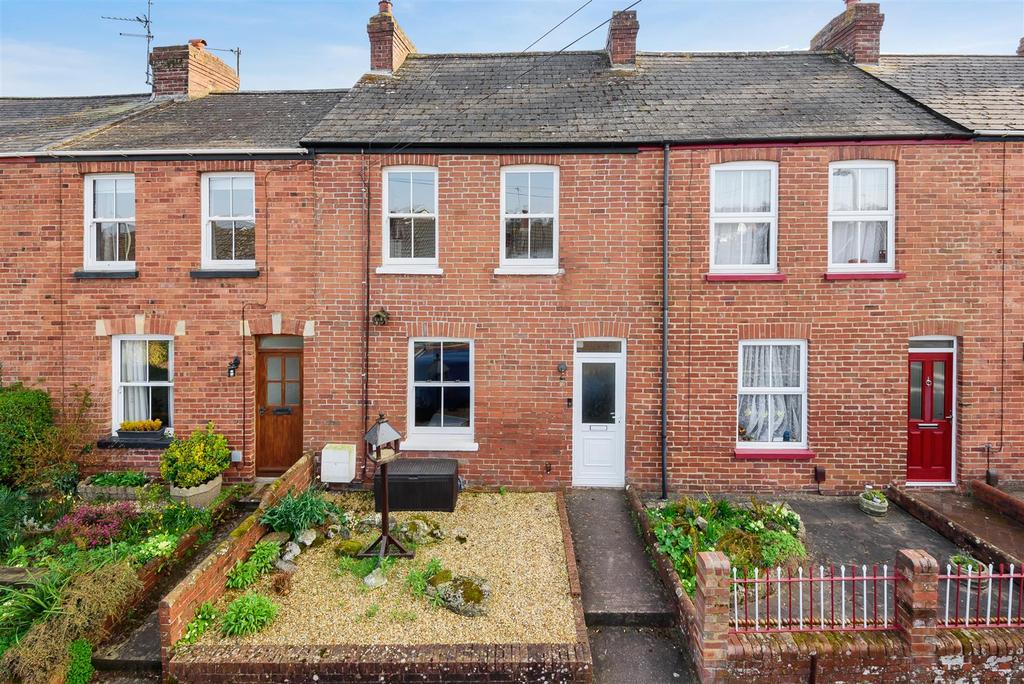 Causey Lane, Pinhoe, Exeter 2 bed terraced house £275,000