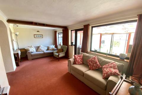 121 Bouverie Road, Hardingstone, Northampton, NN4 6EG