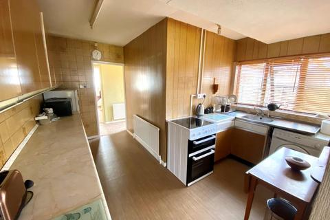 121 Bouverie Road, Hardingstone, Northampton, NN4 6EG