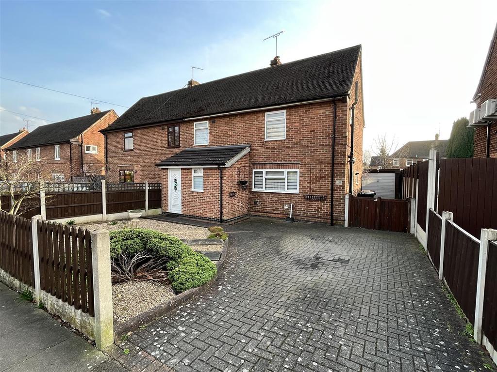 Ewe Lamb Lane, Bramcote, Nottingham 4 bed semidetached house £299,950