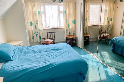 24 Laurel Avenue, Gravesend, DA12 5QP