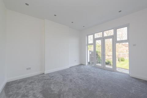 32 Manor Drive, Epsom, KT19 0EY