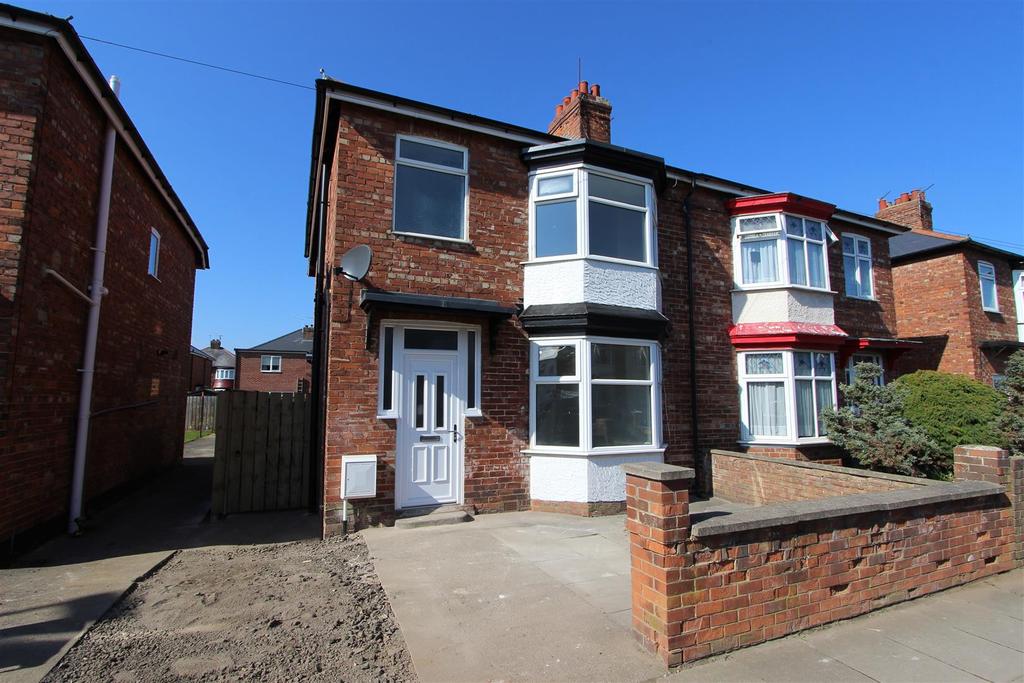 Park Lane, Darlington 3 bed semidetached house £725 pcm (£167 pw)