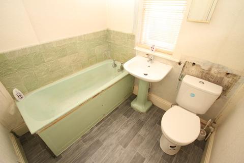 147 Apperley Road, Idle, Bradford, BD10 0AX