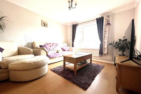 48 Shetland Close, Ipswich, IP4 3DY
