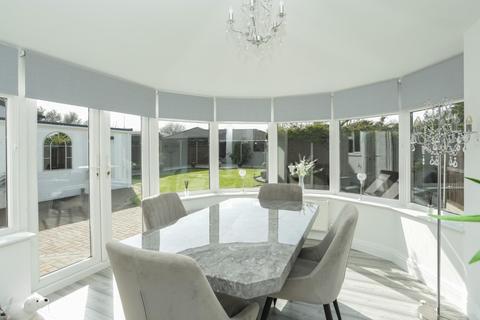 3 Bartlett Drive, Whitstable, CT5 1TB