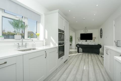 3 Bartlett Drive, Whitstable, CT5 1TB