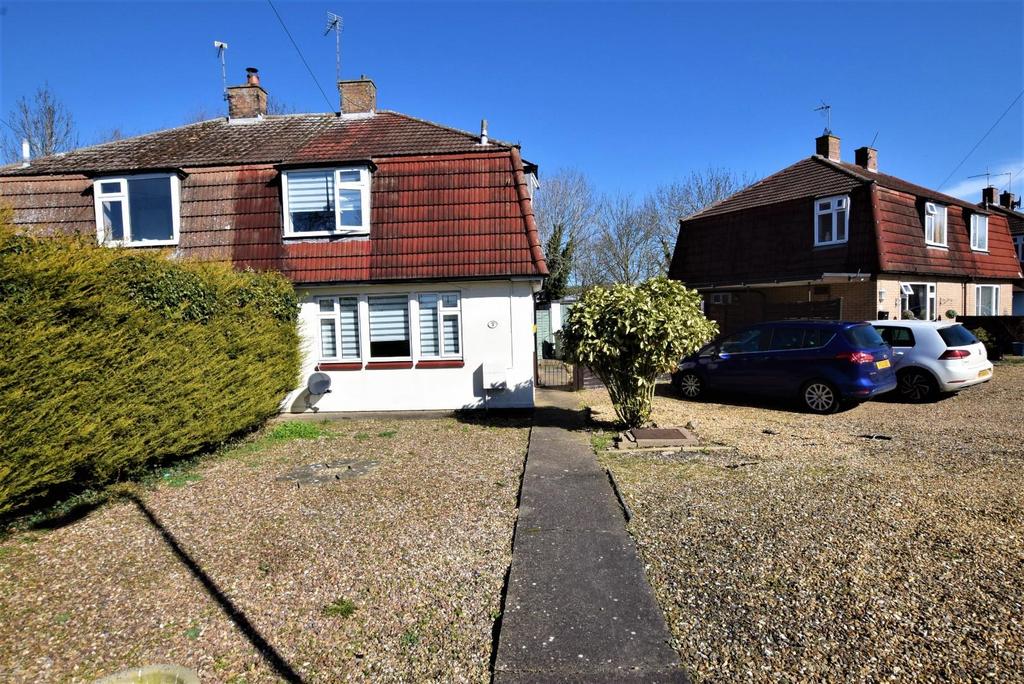 Burley Crescent, Oakham 3 bed semidetached house £170,000