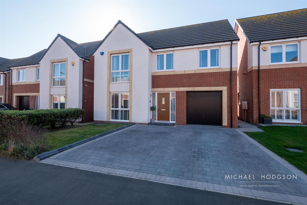 Range View, Whitburn, Sunderland 4 bed detached house £495,000