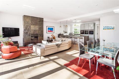 6 Chantry Quarry, Guildford, GU1 3AF